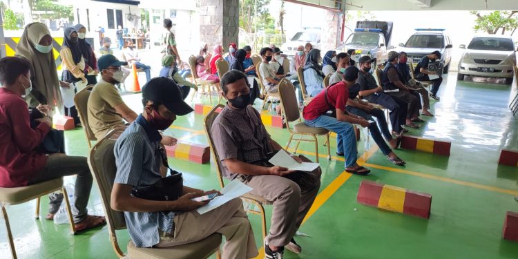 Polresta Bandara Soetta Vaksin 77 Orang