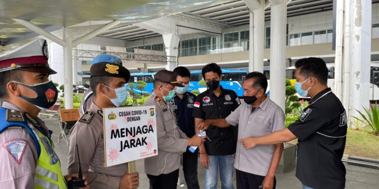 Puluhan Polisi Sisir Terminal Bandara Soetta