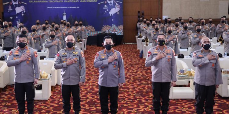 Kapolri Tekankan Itwasum Polri Harus Jadi Wasit Tegas yang Tak Ragu Keluarkan Kartu Merah