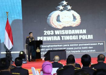 Dihadapan Wisudawan Pati, Kapolri Bertekad Wujudkan Polri yang Makin Dicintai Masyarakat