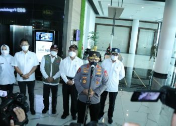 Tinjau Pelabuhan Merak, Kapolri Pastikan Prokes Agar Tak Ada Lonjakan Pasca-Nataru