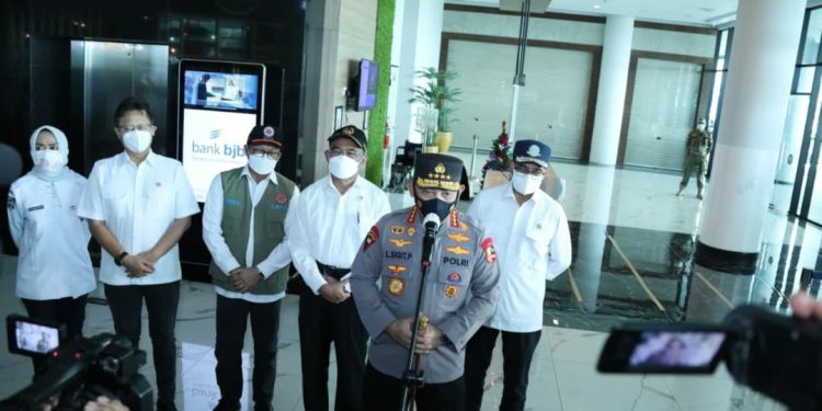 Tinjau Pelabuhan Merak, Kapolri Pastikan Prokes Agar Tak Ada Lonjakan Pasca-Nataru