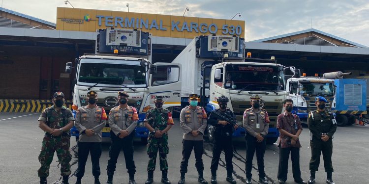 2.389.400 Dosis Vaksin Moderna Tiba di Bandara Soetta