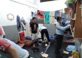 Lapas Narkotika Gunung Sindur Gelar Razia Besar-besaran di Kamar WBP