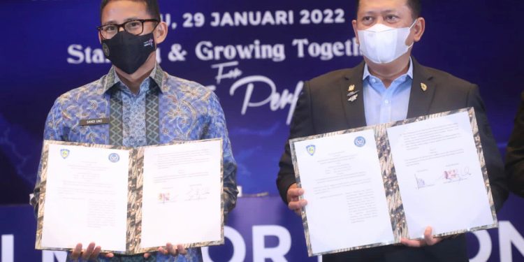 IMI dan Kemenparekraf Tandatangani Nota Kesepahaman