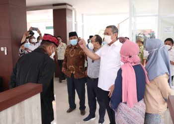Resmikan Kantor Kelurahan Bakti Jaya, Benyamin : Pelayanan Harus Ditingkatkan