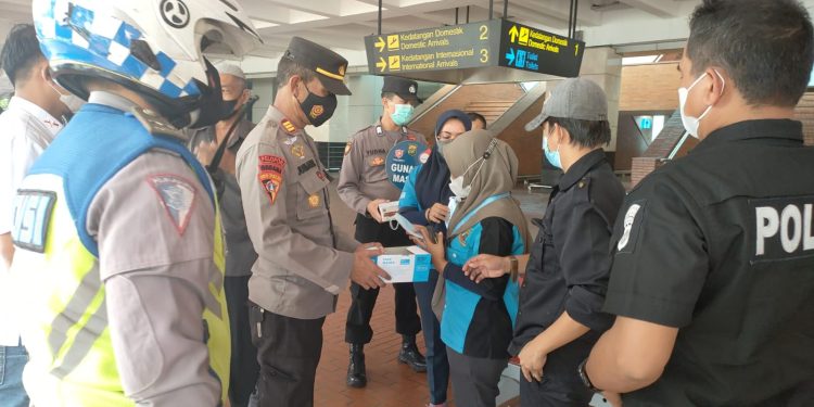 PPKM Level 3, Polresta Bandara Soetta Sisir Terminal