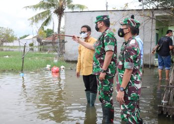 Danrem Wijayakrama Tinjau Lokasi Banjir dan Posko Pengungsian di Tangerang