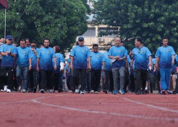 Jalin Silaturahmi, Kapolda Metro Jaya Olahraga Bersama Serikat Pekerja
