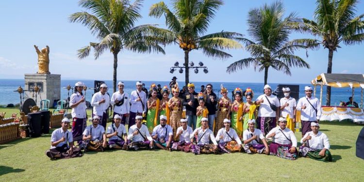 Buka Lomba Free Fly Piala Ketua MPR RI, Bamsoet Ingatkan Pentingnya Melindungi Satwa Langka