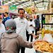 Jelang Ramadan, Presiden Jokowi Tinjau Ketersediaan Bahan Pokok di Magelang