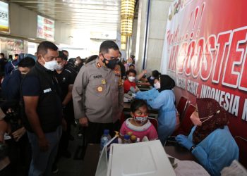 Tinjau Vaksinasi, Begini Pesan Kapolda Metro Jaya