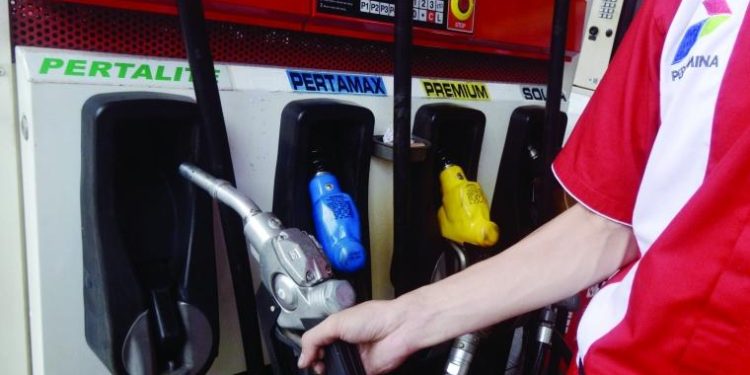 Pemerintah dan Pertamina Pastikan Pasokan BBM Tersedia