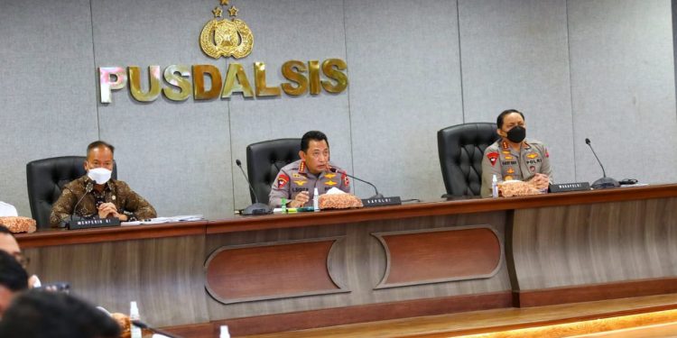 Kapolri Bentuk Satgas Gabungan Awasi Produksi dan Distribusi Minyak Goreng