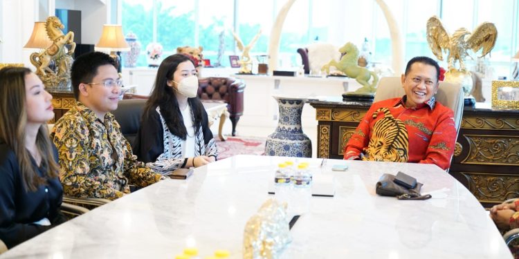 Bamsoet Minta Pimpinan Baru OJK Percepat Transformasi Digital Sektor Keuangan Indonesia