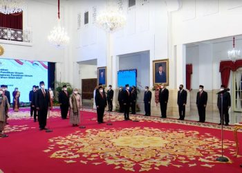 Jokowi Lantik Anggota KPU dan Bawaslu Masa Jabatan 2022-2027