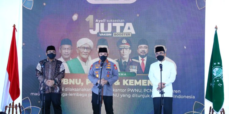Tinjau Pelaksanaan Satu Juta Vaksinasi Booster, Kapolri Bicara Mudik Sehat dan Nyaman