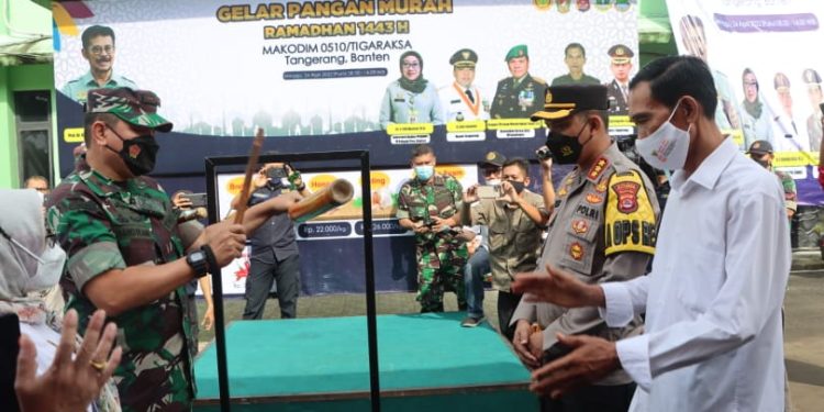 Korem Wijayakrama bersama Kementerian Pertanian Gelar Pasar Murah di Tangerang