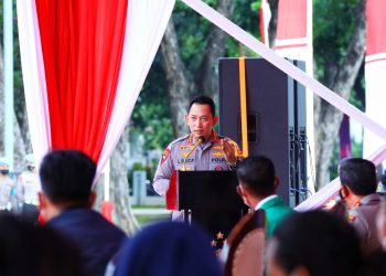 Baksos Bareng Mahasiswa dan Pemuda, Kapolri: Teruslah Berkontribusi Terbaik untuk Bangsa