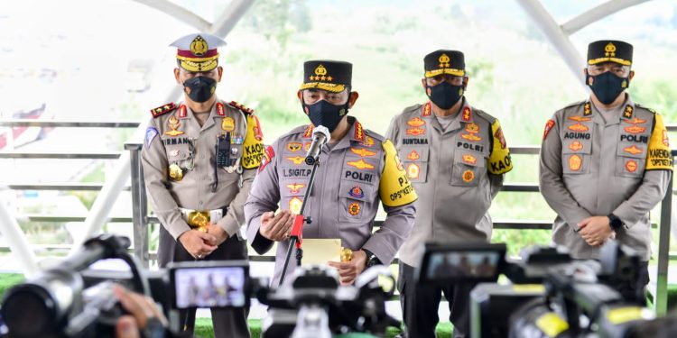 Kapolri Sosialisasikan One Way di Jalan Tol Akan Diperpanjang Hingga Esok Pagi