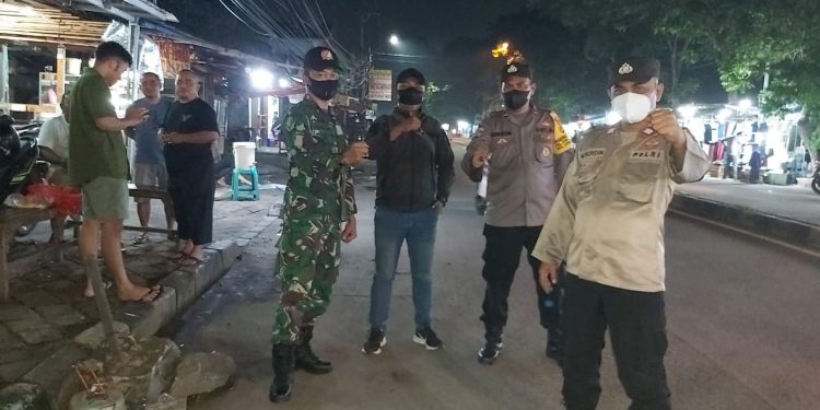 Beri Rasa Aman Pemudik dan Antisipasi Tawuran, Polsek Cipondoh Patroli Biru