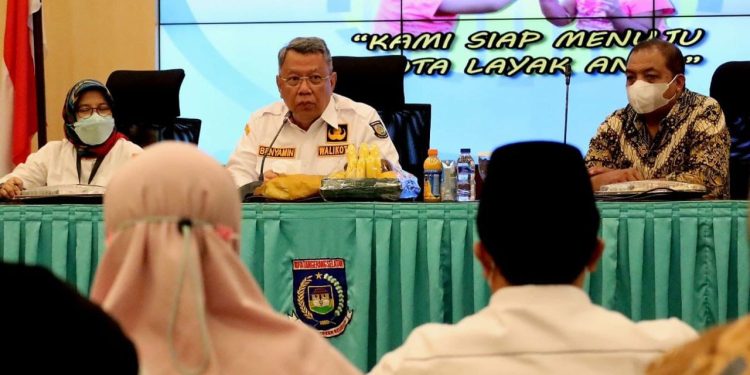 Terima Tim Verifikasi Lapangan, Benyamin Yakin Tangsel kembali Raih “Kota Layak Anak”