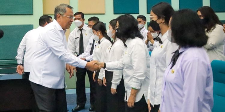 Lantik 448 Guru PPPK Tahap Dua, Benyamin: Guru P3K Harus Berkontribusi untuk Kemajuan Tangsel