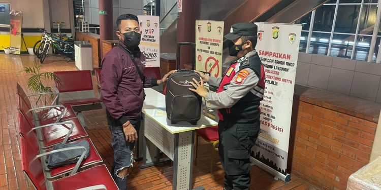 Tim Gabungan Temukan Koper Mencurigakan di Bandara Soetta