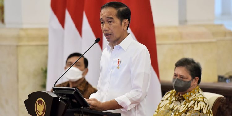 Presiden Minta Jajaran Antisipasi Dampak Situasi Global Terhadap Ekonomi Nasional