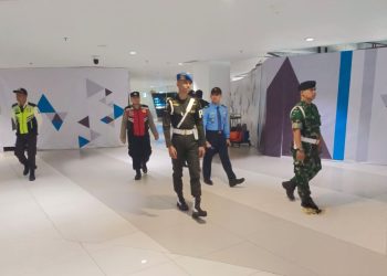 Personel Gabungan TNI-Polri Sisir Terminal 3 Bandara Soetta 