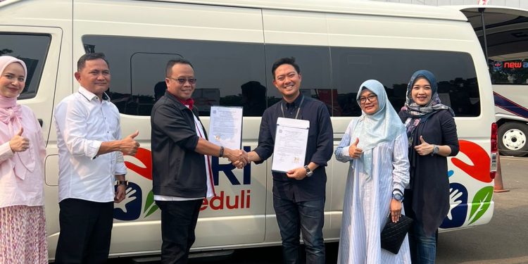 BRI Sumbang Mobil Ambulance ke Kemenpora RI