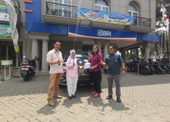 BRI Cabang Joglo Beri Hadiah Simpedes ke Nasabah, Suzuki Ertiga