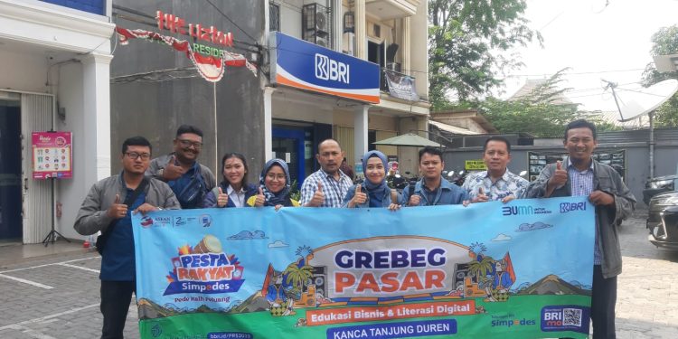 Tingkatkan Cashless Transaksi UMKM, BRI BO Tanjung Duren Gelar Grebeg Pasar di Taman Alfa