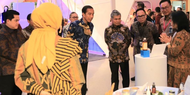 BRI Regional Jakarta 3 Turut Berpartisipasi di Ajang UMKM EXPO(RT) BRILIANPRENEUR 2023 Yang Dihadiri Presiden Jokowi