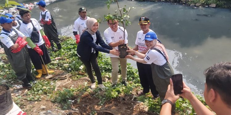 BRI BO S Parman Laksanakan Program “Jaga Sungai, Jaga Kehidupan”