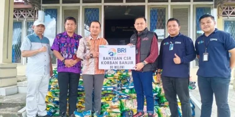 BRI Peduli,Bank Rakyat Indonesia Cabang Melawi Salurkan Bantuan CSR Korban Banjir