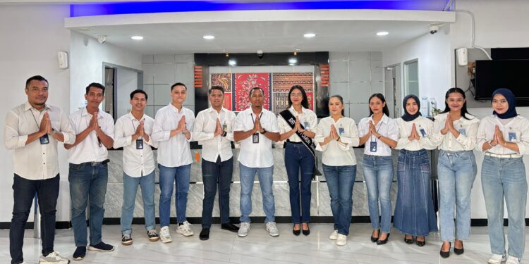 Dalam Rangka Memperingati Hari Pelanggan Nasional BRI BO Ketapang berkomitmen selalu memberikan pelayanan terbaik kepada nasabah