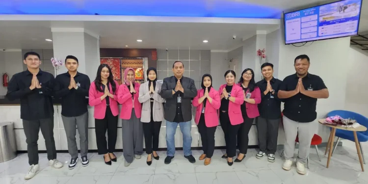 Rayakan Hari Pelanggan Nasional, BRI Tanjung Duren Berikan Pelayanan Istimewa Kepada Nasabah