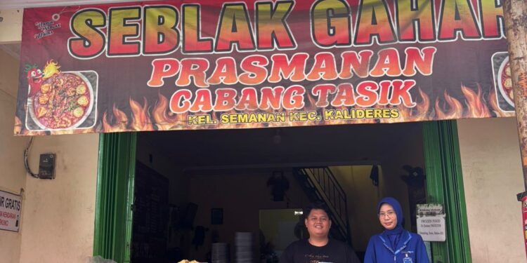 Bank BRI Kanca S. Parman Dukung UMKM Naik Kelas, BRI Gandeng Pelaku Usaha Tradisional di Daerah S. Parman Kue Pancong hingga Seblak Gahar Kini Siap Layani Pembayaran Digital