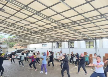 BRI Kanca Pandeglang Gelar Senam Pagi sebagai Upaya Mendorong Work Life Balance Pekerja