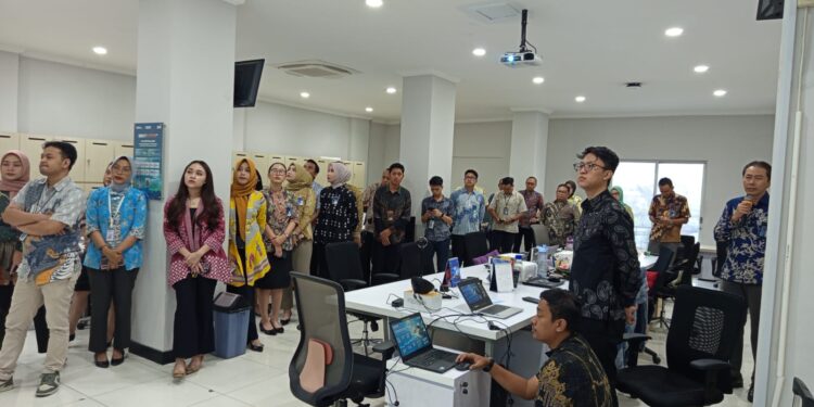 BRI Kanca Jelambar Gelar Sosialisasi Pelanggaran Disiplin untuk Tingkatkan Awareness Pekerja