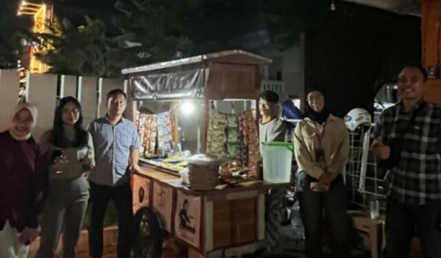 Inovasi Tiada Henti,BRI BO Cilegon Gelar Grebeg QRIS di Angkringan Faturohman