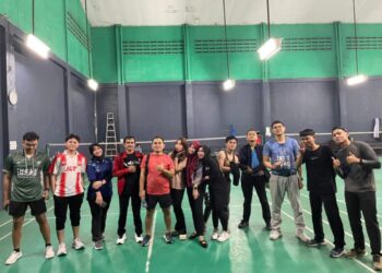 Sehat Bareng, Kompak Bareng: BRI KC Jakarta S. Parman Pererat Kebersamaan Lewat Olahraga Badminton