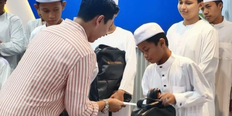 Santunan Anak Yatim oleh BO Kebon Jeruk sebagai Wujud Kepedulian Sosial