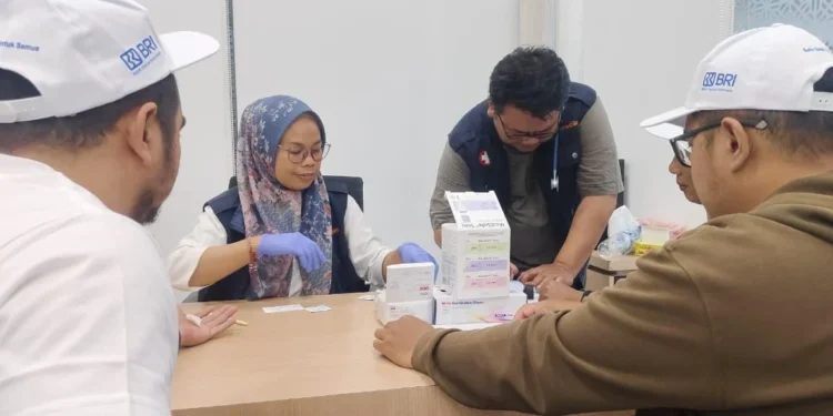 Cek Kesehatan Gratis Warnai Mudik Bersama BUMN 2026 di BRI KC Jakarta Daan Mogot