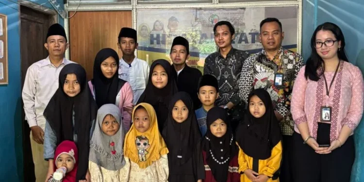 BRI KC Balaraja Salurkan Paket Sembako kepada Yayasan Yatim Hidayat Balaraja