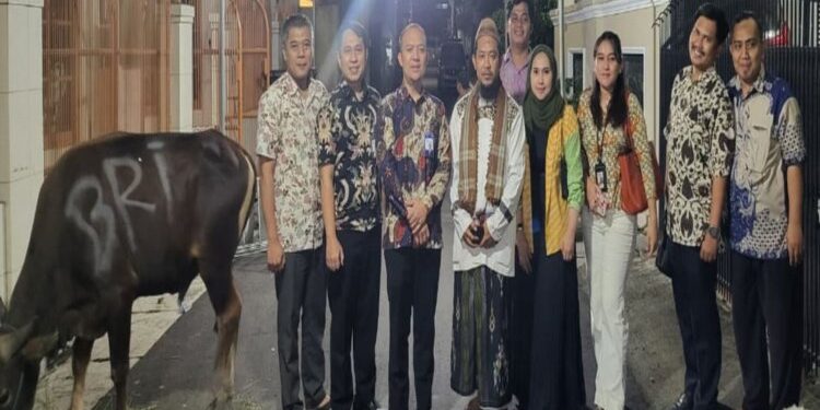 BRI Tangerang Ahmad Yani Salurkan Hewan Qurban untuk Masyarakat dalam Momentum Iduladha 1447 H