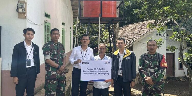 BRI Kanca Pandeglang Salurkan Bantuan CSR Pembangunan Sumur Bor untuk Masyarakat